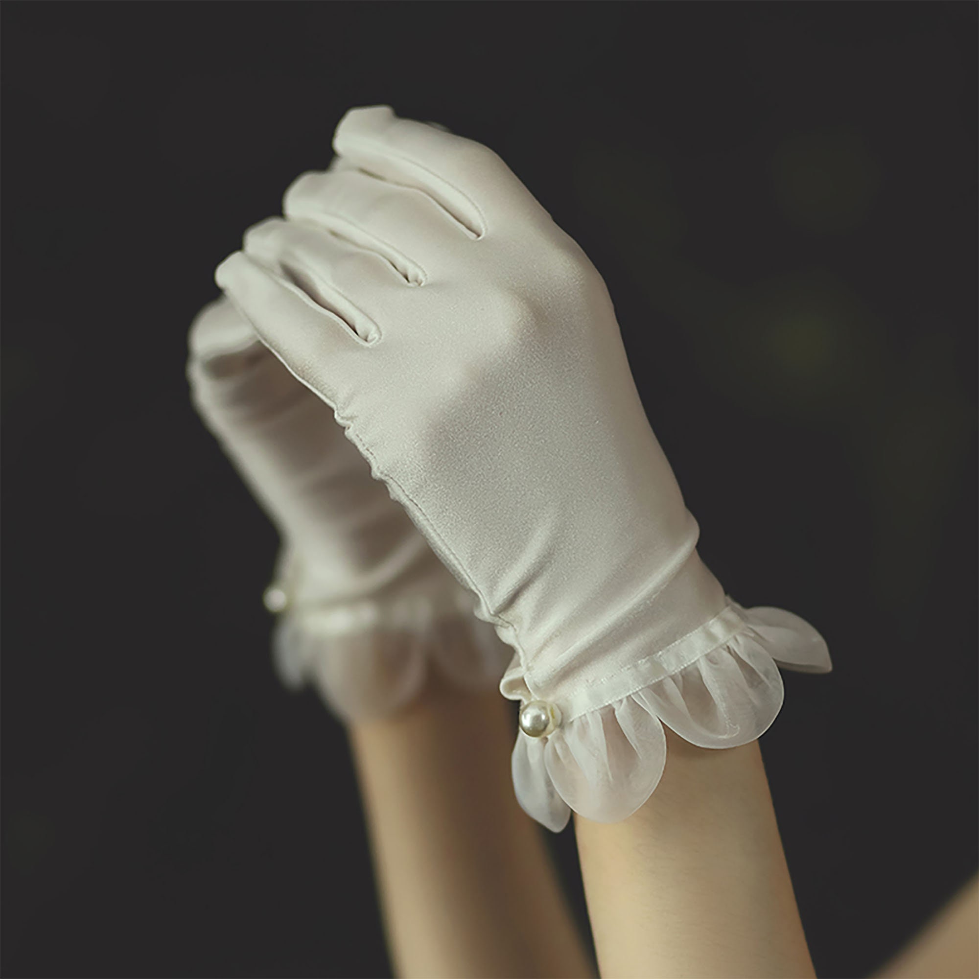 Short silk 2025 gloves