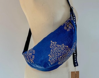 Blue block print bohemain crossbody bag l Large upcycled bum bag l Festival handmade boho purse l  | Cute shoulder bag