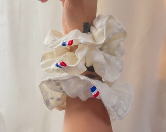 Linen handmade scrunchies l Gift ideas for her l Cute coquette accessories for summer hair