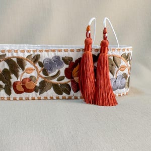 White and burnt orange embroidered obi belt | Unique accessories for woman | Handmade accessories