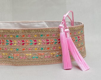 Ceinture obi rose clair | Ceinture obi brodée | Accessories fait main | Ceinture boho | Accessoires pour l'été | Ceinture pour femme