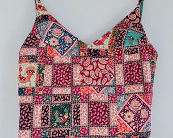 Patchwork satijnen cami-top: bohoblouse met Bhandani-print