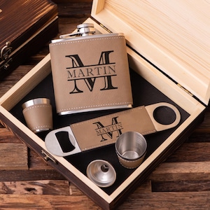 Trauzeugen Vorschlag Geschenke, personalisierte Flasche und Flaschenöffner in Holzbox, Hochzeitsgeschenke, Geschenke für Junggesellenabschiede, Trauzeuge Geschenk, Vater Geschenke