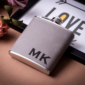 Personalized Flask Gift for Men, Groomsmen Gifts, Best Man Gift, Dad Gifts, Boyfriend Gift, Wedding Gift for Groomsman, Bachelor Party Gifts Light Gray