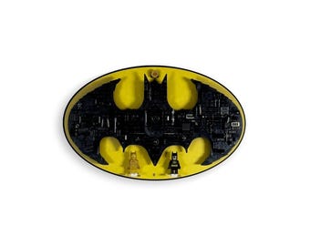 Acryl Wandhalterung für LEGO 76330 Batman Logo - Set nicht enthalten