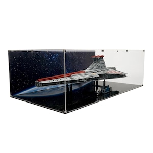 May include: A clear acrylic display case with a black base, showcasing a detailed LEGO Star Wars model of the Separatist's  'The Invisible Hand' starship. The model is displayed against a backdrop of a starry sky and a planet.