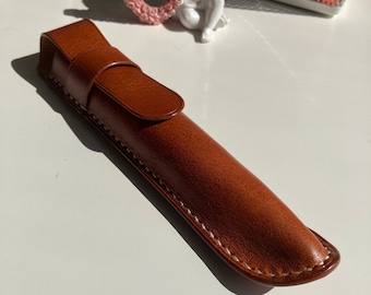 Handmade Italian Leather Pen Case, Personalized Single Fountain Pen Sleeve, Custom Engraved Pen Holder, Luxury Gift for Writer Collector