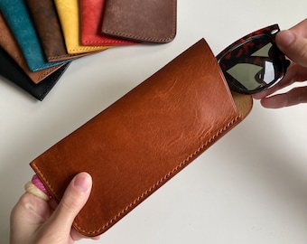 Personalized Leather Sunglasses Case: Handmade Italian Vegetable Tanned Leather