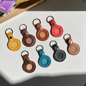Personalized Leather AirTag Keychain, Custom AirTag Case, AirTag holder, Personalized AirTag cover, Apple AirTag case, AirTag dog collar