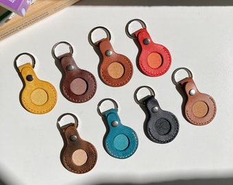Personalized Leather AirTag Keychain: Handmade Italian Leather Case