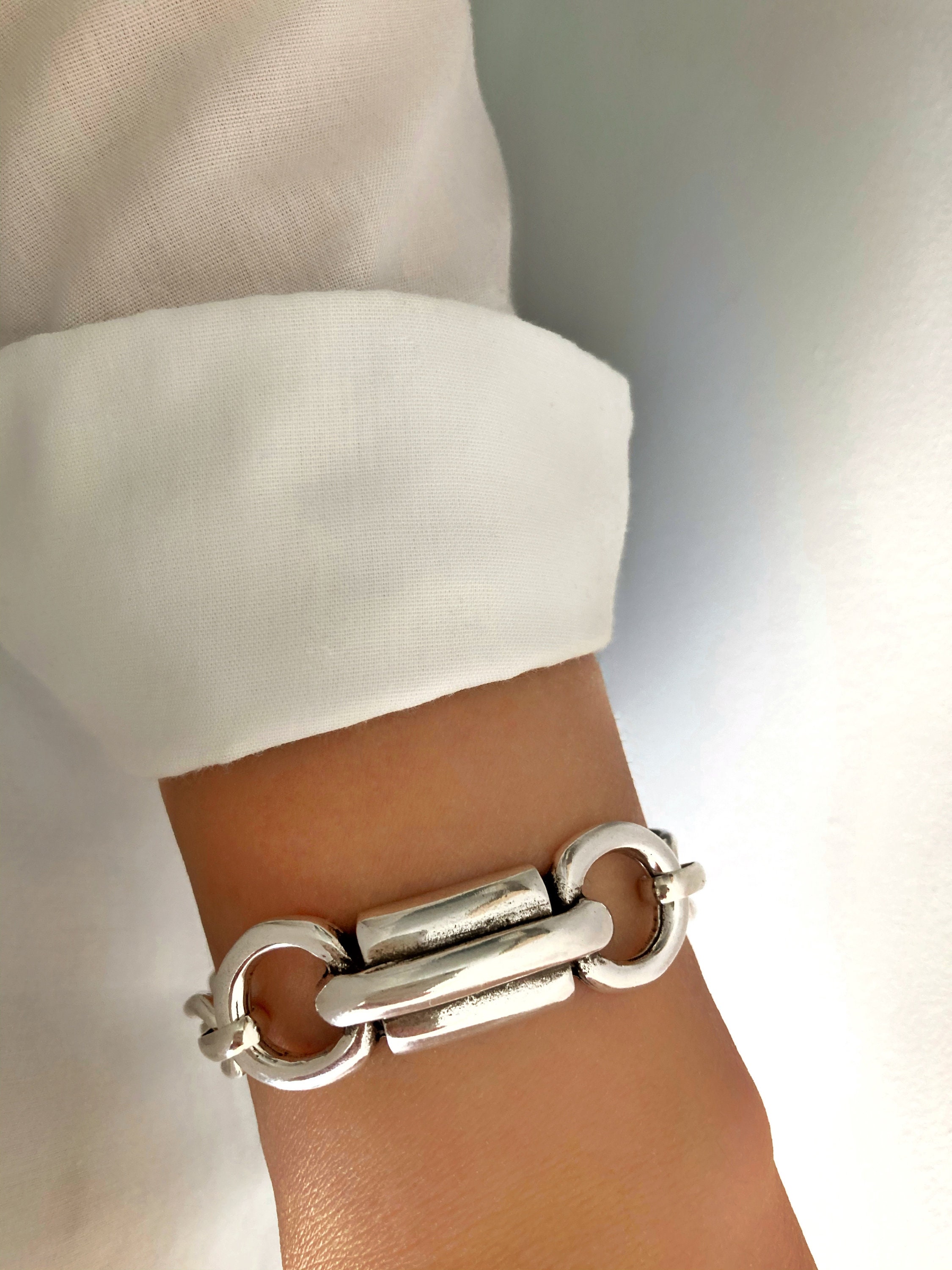 【Sentiments】NO.271 BRACELET LOVE Morse Code String Bracelet | APM Monaco