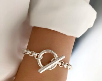 Silver Minimalist Lightweight Toggle Chic Elegant Handmade Chain Bracelet, Womens bracelet, Gift for her, Christmas gift for her