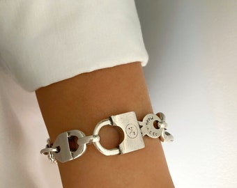 Antique Silver Large Lightweight Chocker bracelet, Aluminum chain bracelet, Silver curb chain, womens gift, Lock bracelet