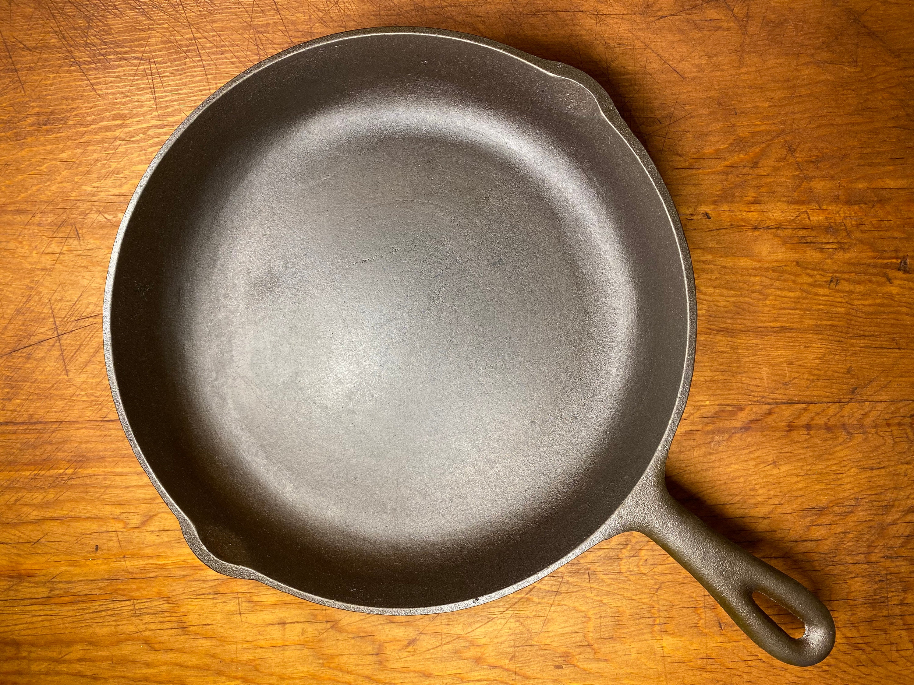 Vintage 8 Inch Cast Iron Skillet #4 Frying Pan Made in Taiwan