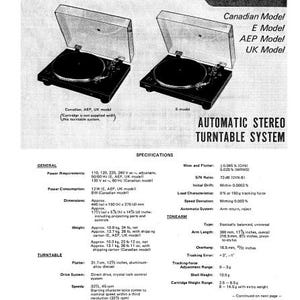 Może przedstawiać: Czarno-biała instrukcja serwisowa dla automatycznego systemu gramofonowego stereo Sony PS-X4. Instrukcja zawiera specyfikacje gramofonu, ramienia i wkładki. Okładka instrukcji przedstawia czarno-białe zdjęcie gramofonu.