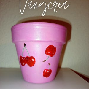 Handbemalter Terrakotta-Blumentopf – Kirsch- oder Erdbeerpflanzgefäß – Pflanzendekoration für drinnen und draußen – Originelles, handgefertigtes Geschenk