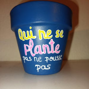 Handbemalter Terrakotta-Blumentopf, blauer Pflanzkübel, Geschenk, Pflanztopf für drinnen und draußen, dekorierter Topf, handgefertigter Topf
