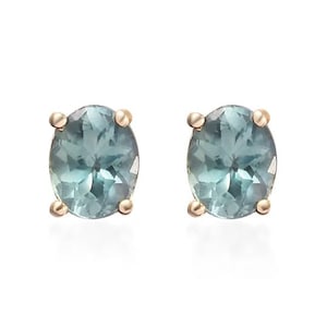 Clous d'oreilles en alexandrite naturelle en or jaune massif 14 carats, boucle d'oreille en alexandrite, bijoux en alexandrite, boucle d'oreille en pierres précieuses pour femme