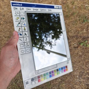 Retro-Inspired Artistic Mirror – Vintage Drawing Program, Designers & Aesthetic Rooms Pixel Mirror