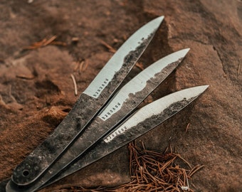 hand forged set of 3 throwing knives  "Rybka"