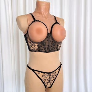 Cupless lingerie big breast, Open cupless corset bra, See through lingeries with open cups and open panty, Open lingeries