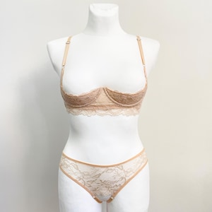 Open Crotched Lingerie Sets with Beige Lace Open Cupless Bra and Open Back Panties Cupless Lingerie Plus Size Shelf Bra Open Bikini