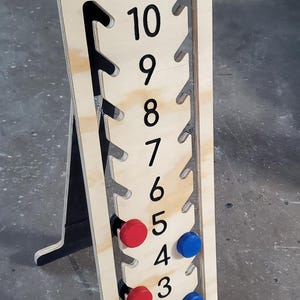 Wooden Pickleball Scoreboard - Up to 19 Points image 9