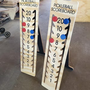 Wooden Pickleball Scoreboard - Up to 19 Points image 8