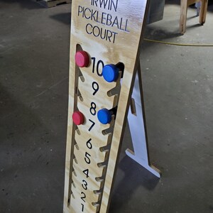 Wooden Pickleball Scoreboard - Up to 19 Points image 7