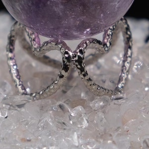 3 Heart Metal Sphere Holder! *Spheres Sold Separately