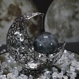 Moon Star Metal Sphere Holder