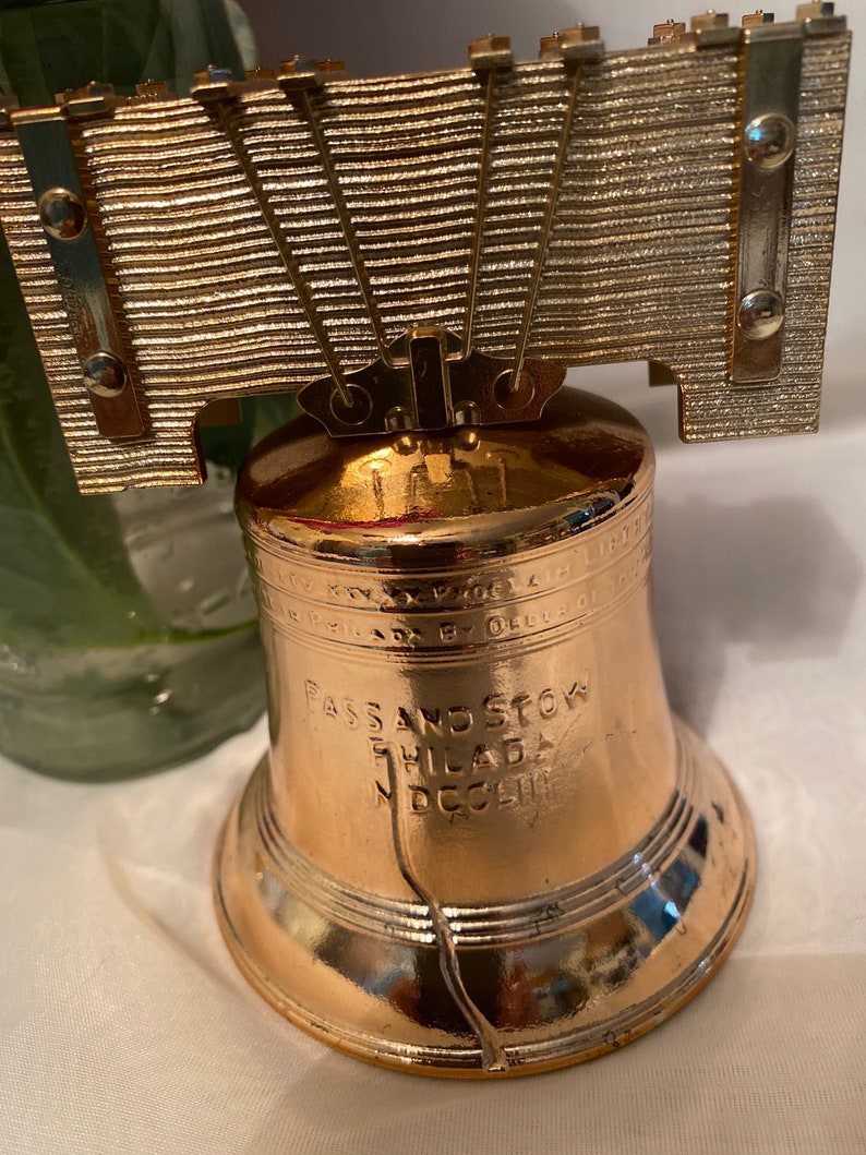 1970s Vintage Avon Liberty Bell Decanter With Oland Etsy Canada