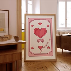 Impresión de cartas de juego con corazones de estilo preppy, póster con tipografía de amor, descarga digital, pósteres femeninos para dormitorios universitarios