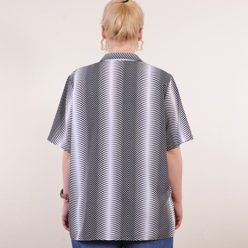 Vintage 90s oversized zebra animal print op-art shirt top blouse in black and white L image 8