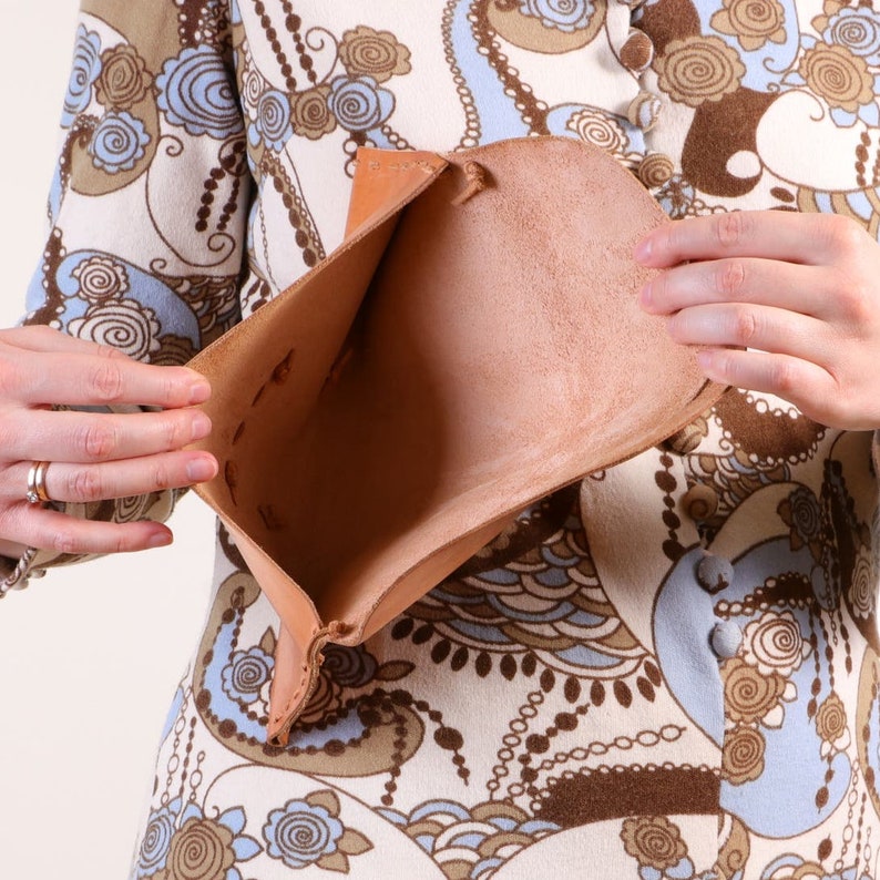 Vintage Hand-stitched envelope clutch bag in Natural Leather, boho style accessories image 7