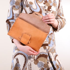 Vintage Hand-stitched envelope clutch bag in Natural Leather, boho style accessories image 5