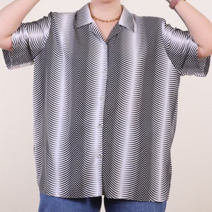 Vintage 90s oversized zebra animal print op-art shirt top blouse in black and white L image 10