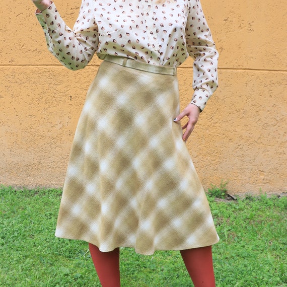 70s Vintage A line wool winter skirt beige green … - image 1
