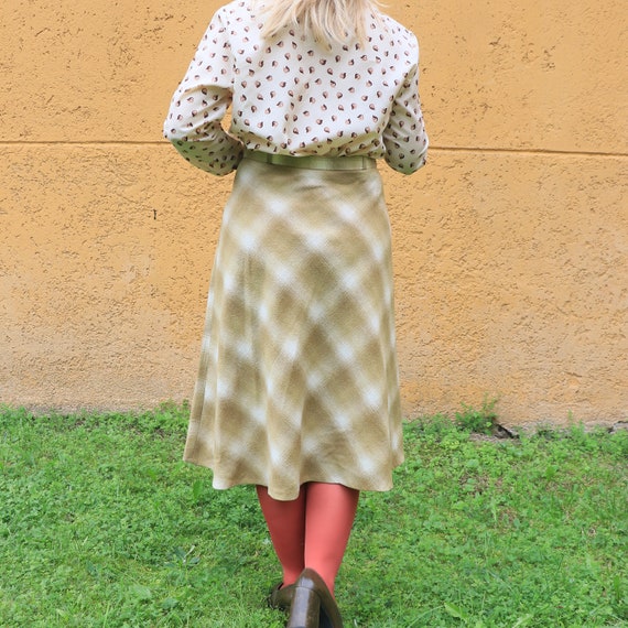 70s Vintage A line wool winter skirt beige green … - image 6