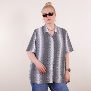 Vintage 90s oversized zebra animal print op-art shirt top blouse in black and white L image 6