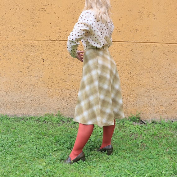 70s Vintage A line wool winter skirt beige green … - image 7
