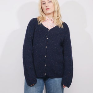 Vintage minimalist speckled WOOL knitted cardigan in dark blue image 7