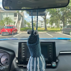 Yip Yip hangers