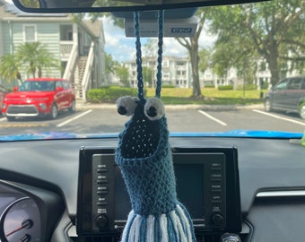 Yip Yip hangers