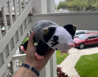 Hanging Opossum bag holder