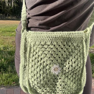 large daisy olive green satchel purse