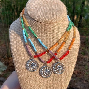 Hippie Sun beaded charm necklace | Hippy necklaces | Rainbow beaded necklaces | Indie jewelry | Colorful necklaces | Multicolored necklaces