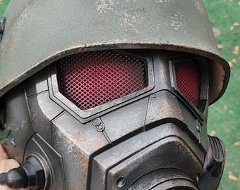 Post Apocalyptic Veteran Ranger Helmet - Desert Trooper Mask - Wasteland Soldier Cosplay - Full Scale As seen on instagram. 3D printed ,