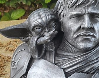 fan art, mando with baby yoda bust, grogu statue pedro pascal, perfect gift for a fan, home decoration, for mom or dad, starwars collection
