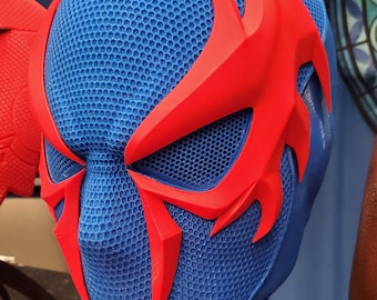 Spiderman 2099, Miguel O'Hara, Spiderman, helmet, cosplay prop, Christmas present, into the spiderverse, fan, marvel comics,